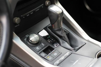 Lexus NX Hybrid (17)