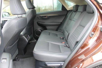 Lexus NX Hybrid (8)