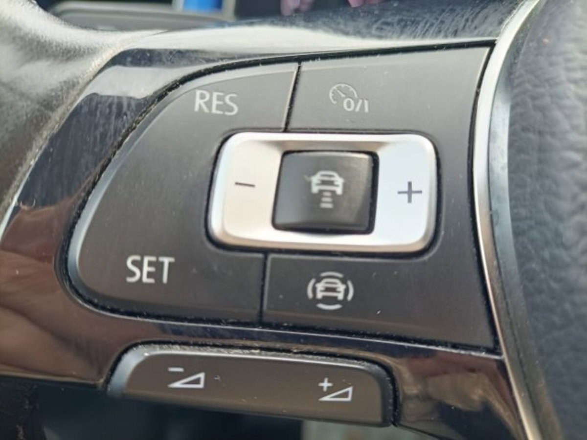 Volkswagen T-Roc 1.0 TSI Style (15)