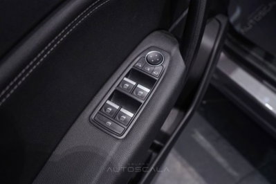 Renault Captur 1.0 tce Techno 90cv (10)