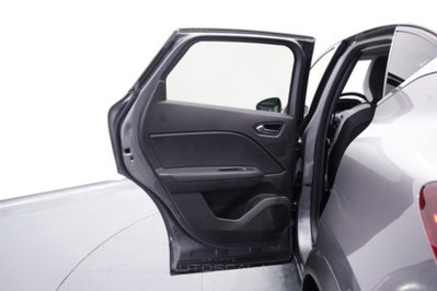 Renault Captur 1.0 tce Techno 90cv (20)