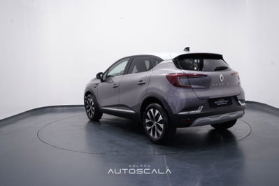 Renault Captur 1.0 tce Techno 90cv (4)