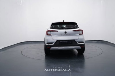 Renault Captur 1.0 tce Techno 90cv (4)