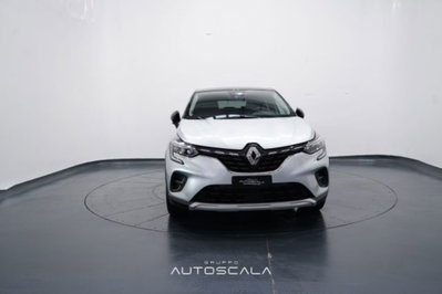 Renault Captur 1.0 tce Techno 90cv (2)