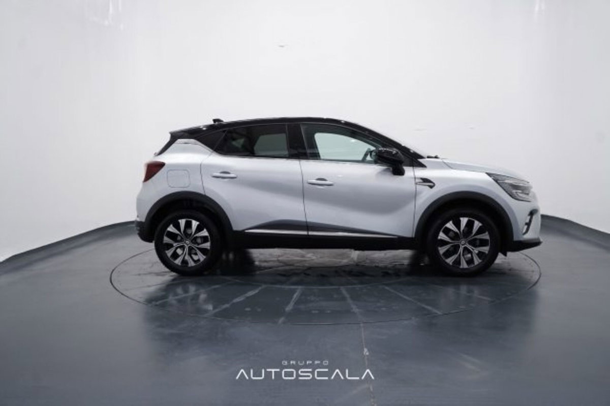 Renault Captur 1.0 tce Techno 90cv (6)