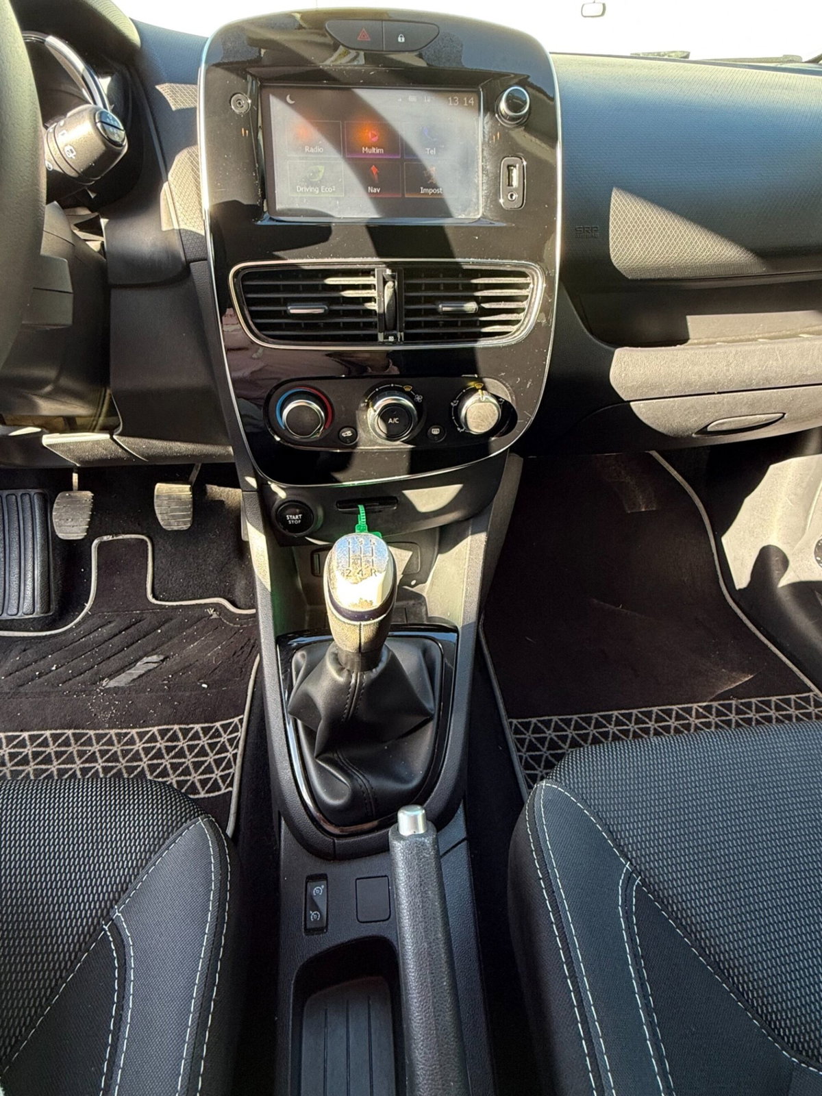 Renault Clio dCi 8V 75CV Start&Stop 5 porte Energy Zen (13)