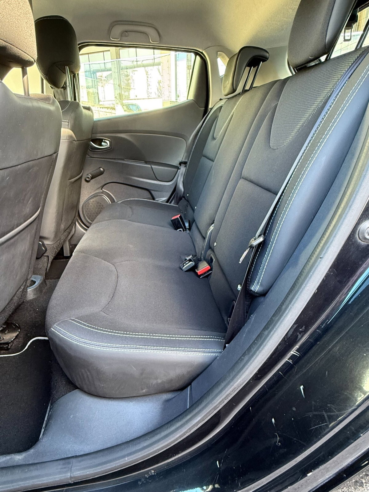 Renault Clio dCi 8V 75CV Start&Stop 5 porte Energy Zen (16)
