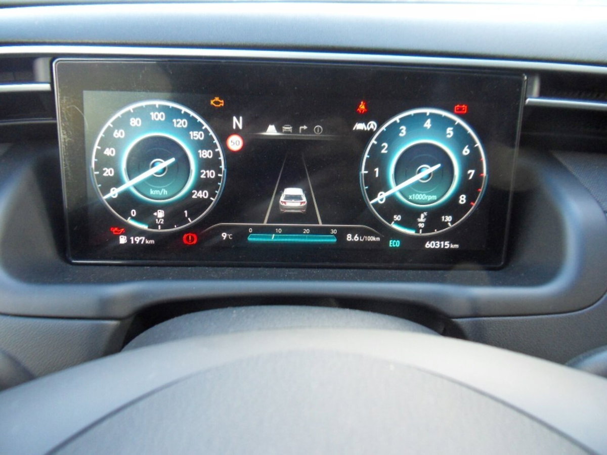 Hyundai Tucson 1.6 t-gdi 48V Xline 2wd dct (10)