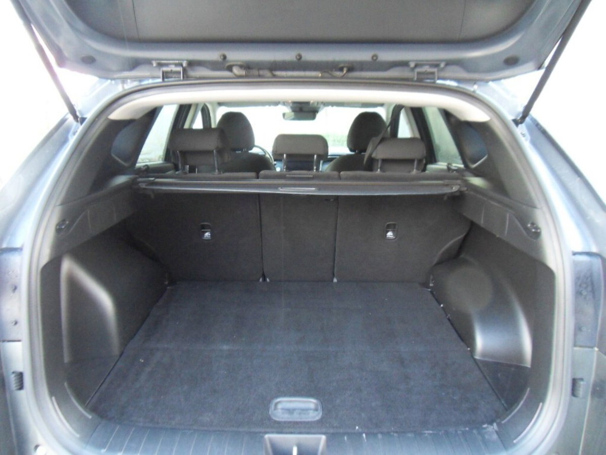 Hyundai Tucson 1.6 t-gdi 48V Xline 2wd dct (12)