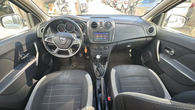 Dacia Logan MCV Stepway 1.5 dCi 8V 90CV Start&Stop (10)