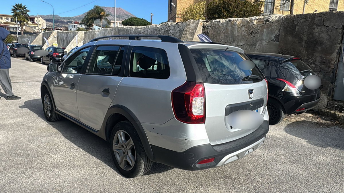 Dacia Logan MCV Stepway 1.5 dCi 8V 90CV Start&Stop (3)