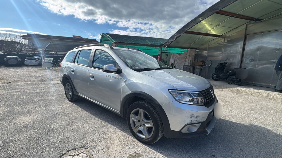 Dacia Logan MCV Stepway 1.5 dCi 8V 90CV Start&Stop (7)