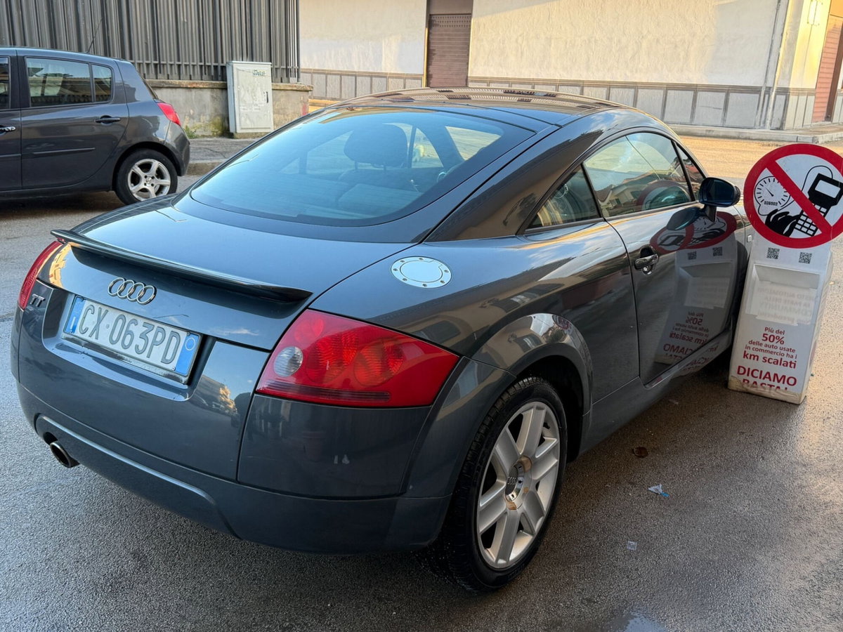 Audi TT Coupé 1.8 T 20V 179 CV cat (7)
