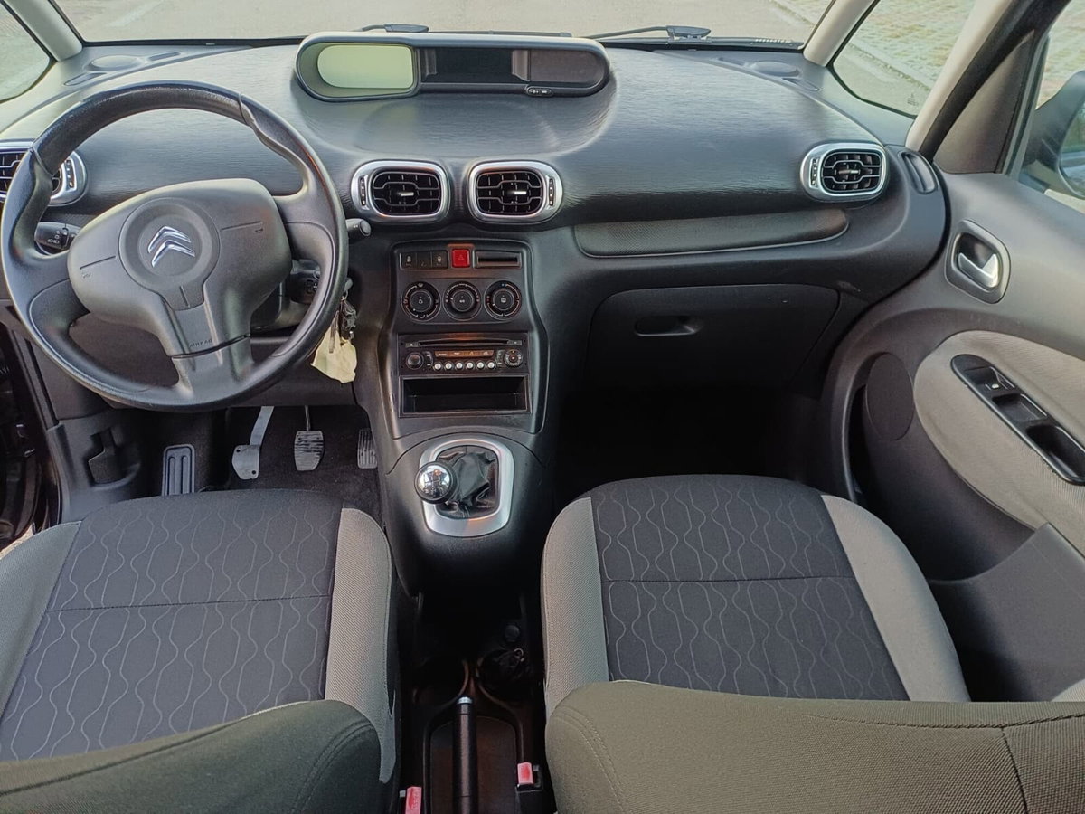 Citroen C3 Picasso 1.4 VTi 95 Seduction (17)