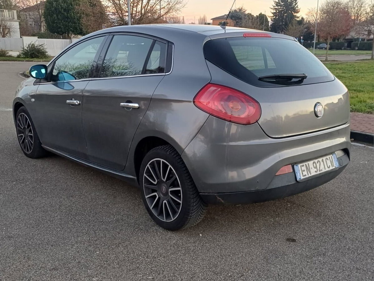 Fiat Bravo 1.6 MJT 105 CV DPF Emotion (13)