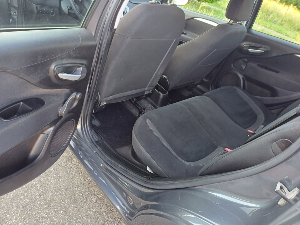 Fiat Punto 1.3 MJT II S&S 95 CV 5 porte Lounge (15)