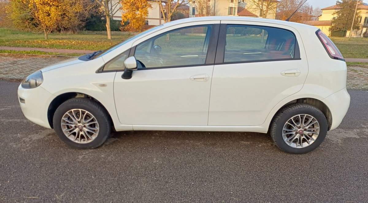 Fiat Punto 1.4 8V 5 porte Natural Power Pop (10)