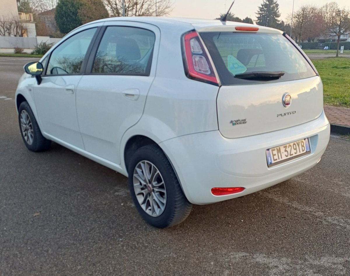 Fiat Punto 1.4 8V 5 porte Natural Power Pop (12)