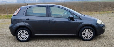 Fiat Punto Evo 1.3 Mjt 90 CV 5 porte Dualogic Emotion (10)