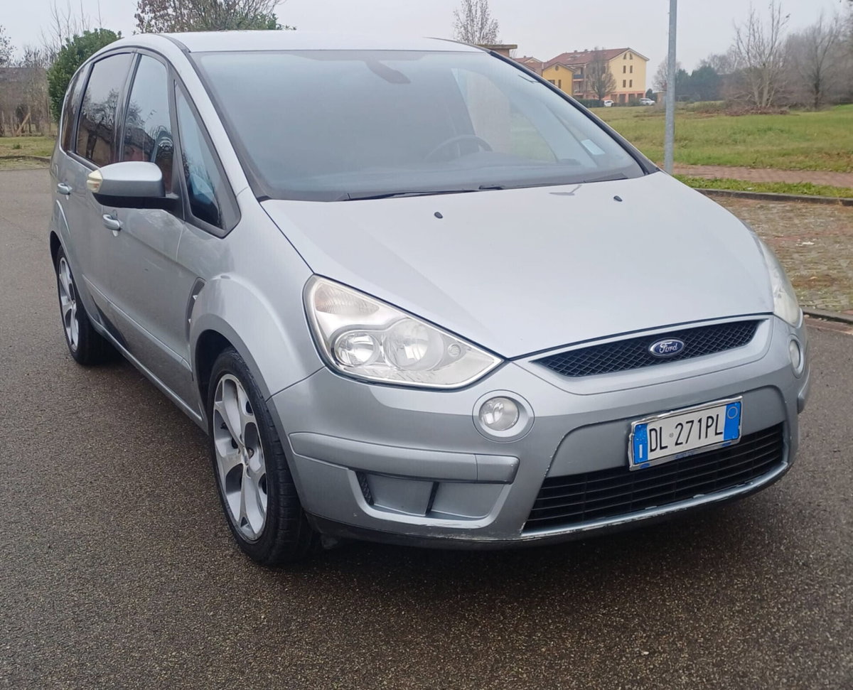 Ford S-Max 2.0 TDCi 130CV 6tr. Titanium DPF (18)
