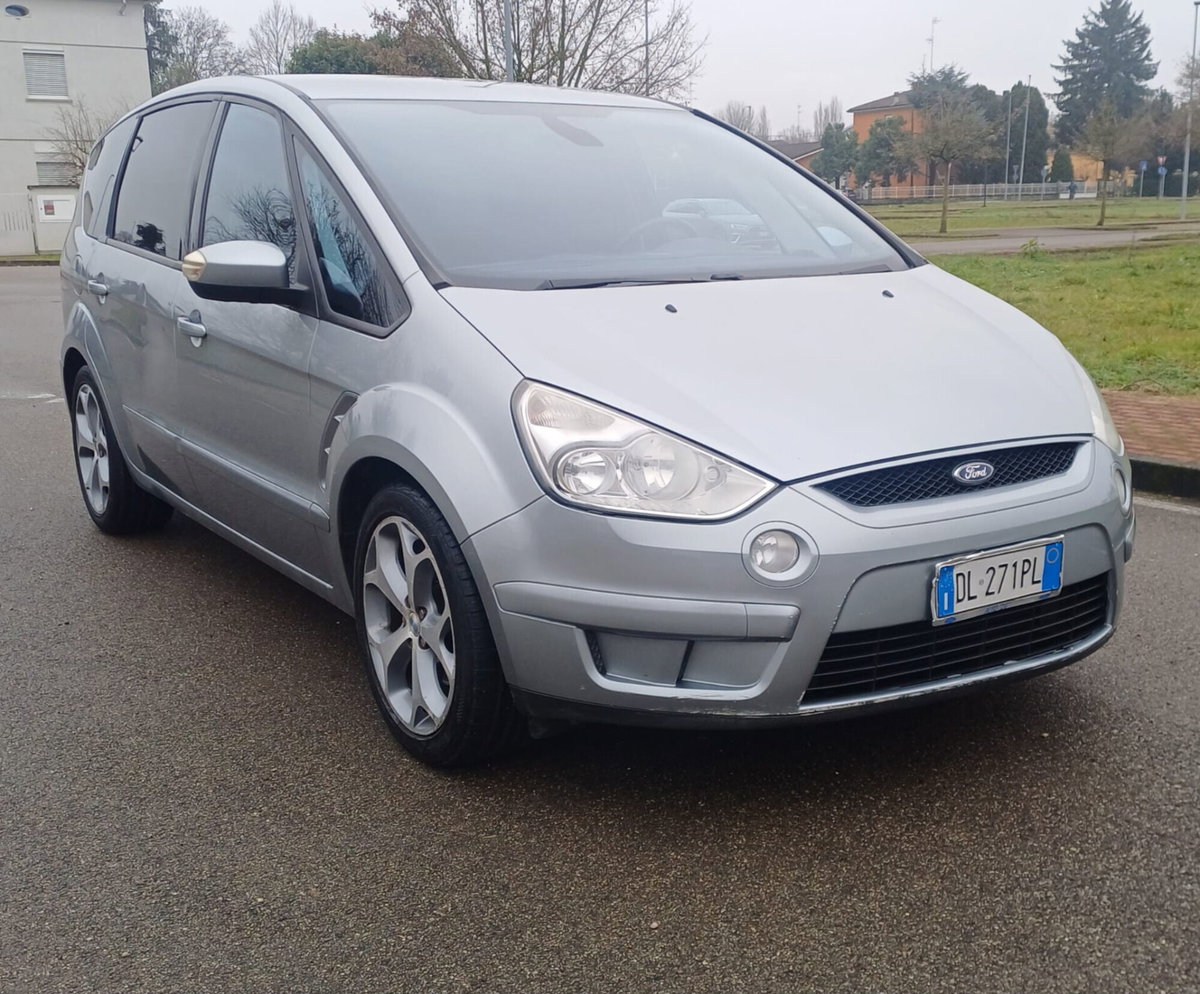 Ford S-Max 2.0 TDCi 130CV 6tr. Titanium DPF (2)