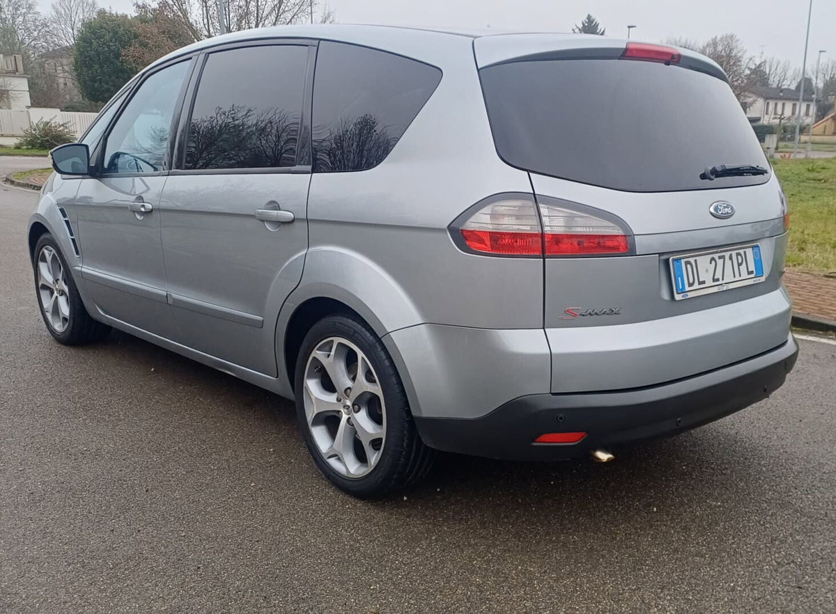 Ford S-Max 2.0 TDCi 130CV 6tr. Titanium DPF (20)