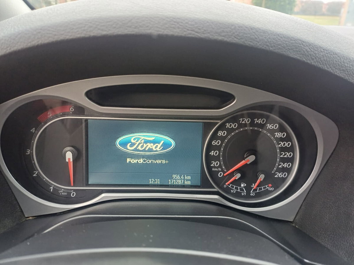 Ford S-Max 2.0 TDCi 130CV 6tr. Titanium DPF (9)