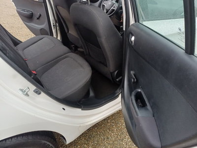 Hyundai i20 1.2 5p. Sound Edition (13)