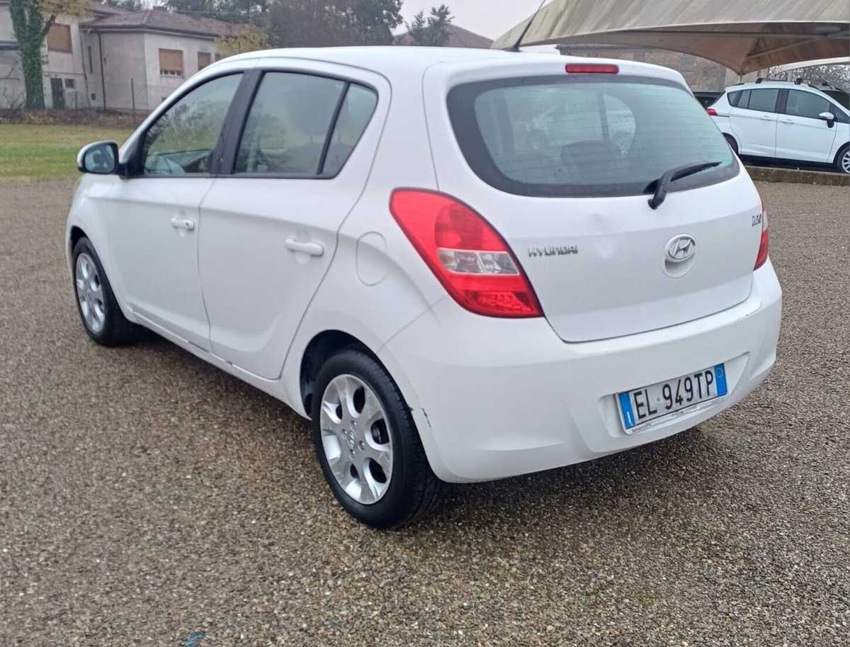 Hyundai i20 1.2 5p. Sound Edition (19)