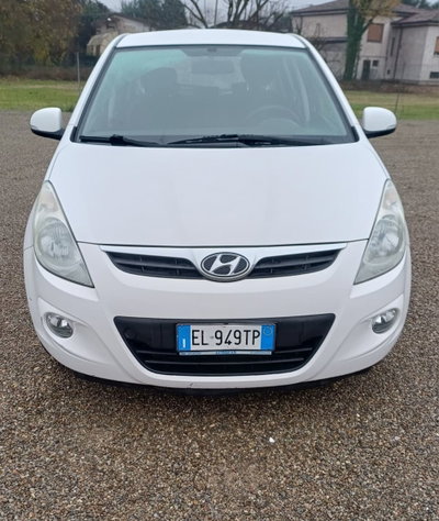Hyundai i20 1.2 5p. Sound Edition (3)