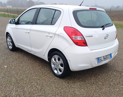Hyundai i20 1.2 5p. Sound Edition (4)
