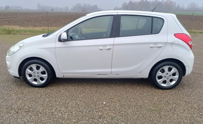 Hyundai i20 1.2 5p. Sound Edition (5)