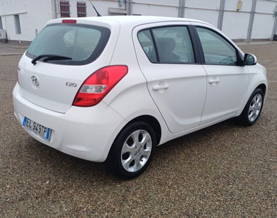Hyundai i20 1.2 5p. Sound Edition (7)