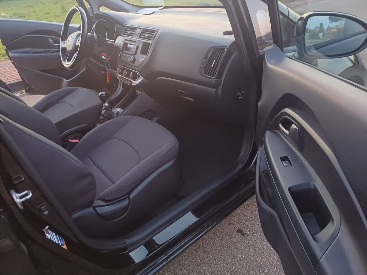 Kia Rio 1.2 CVVT 5p. ECO GPL Active (13)