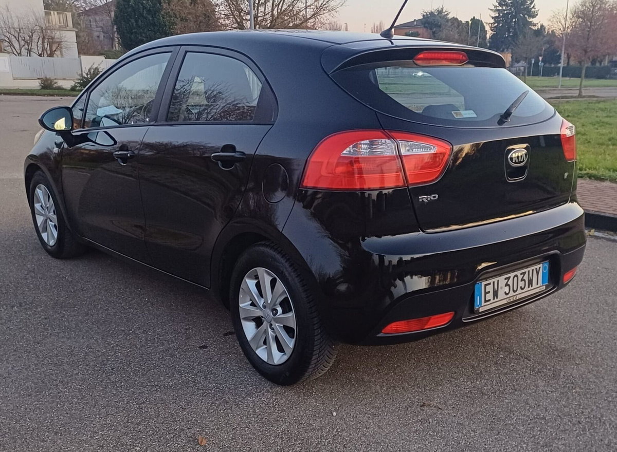 Kia Rio 1.2 CVVT 5p. ECO GPL Active (20)