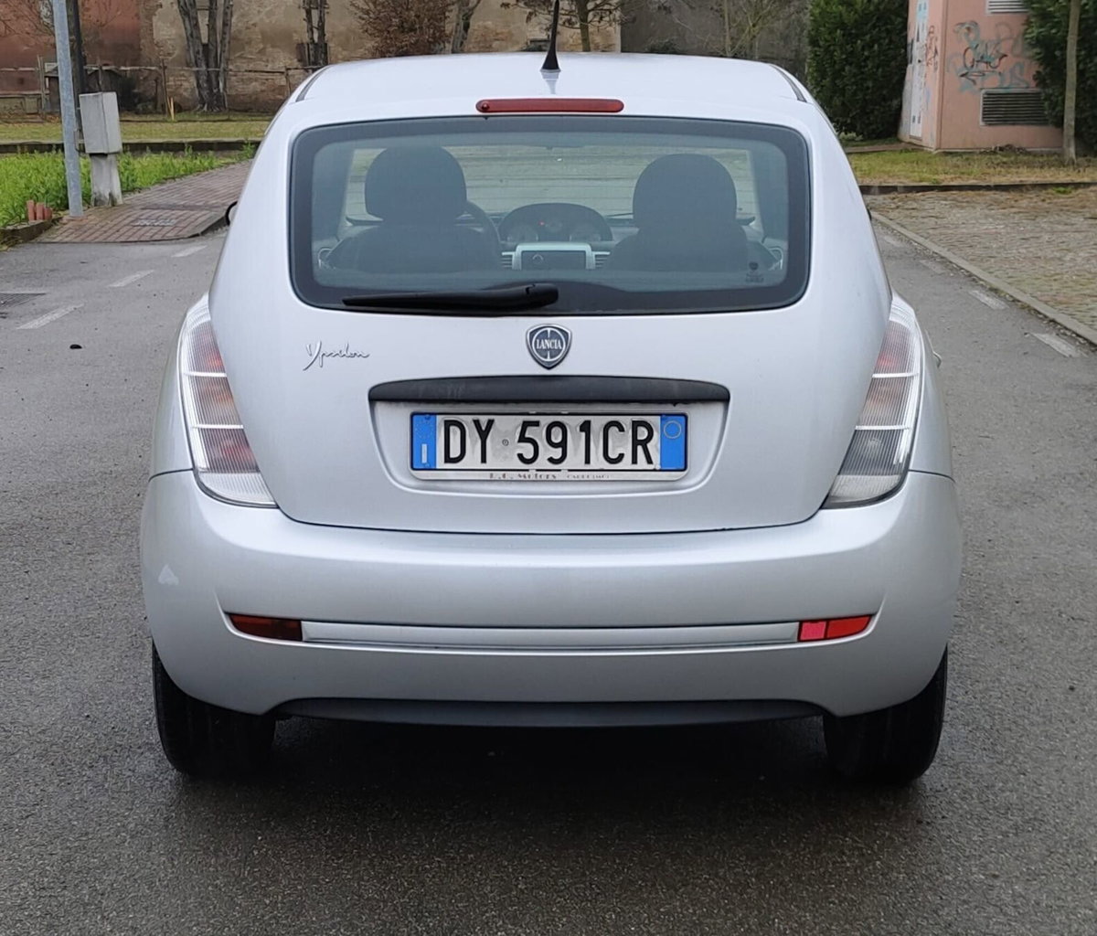 Lancia Ypsilon 1.4 Argento Ecochic GPL (4)