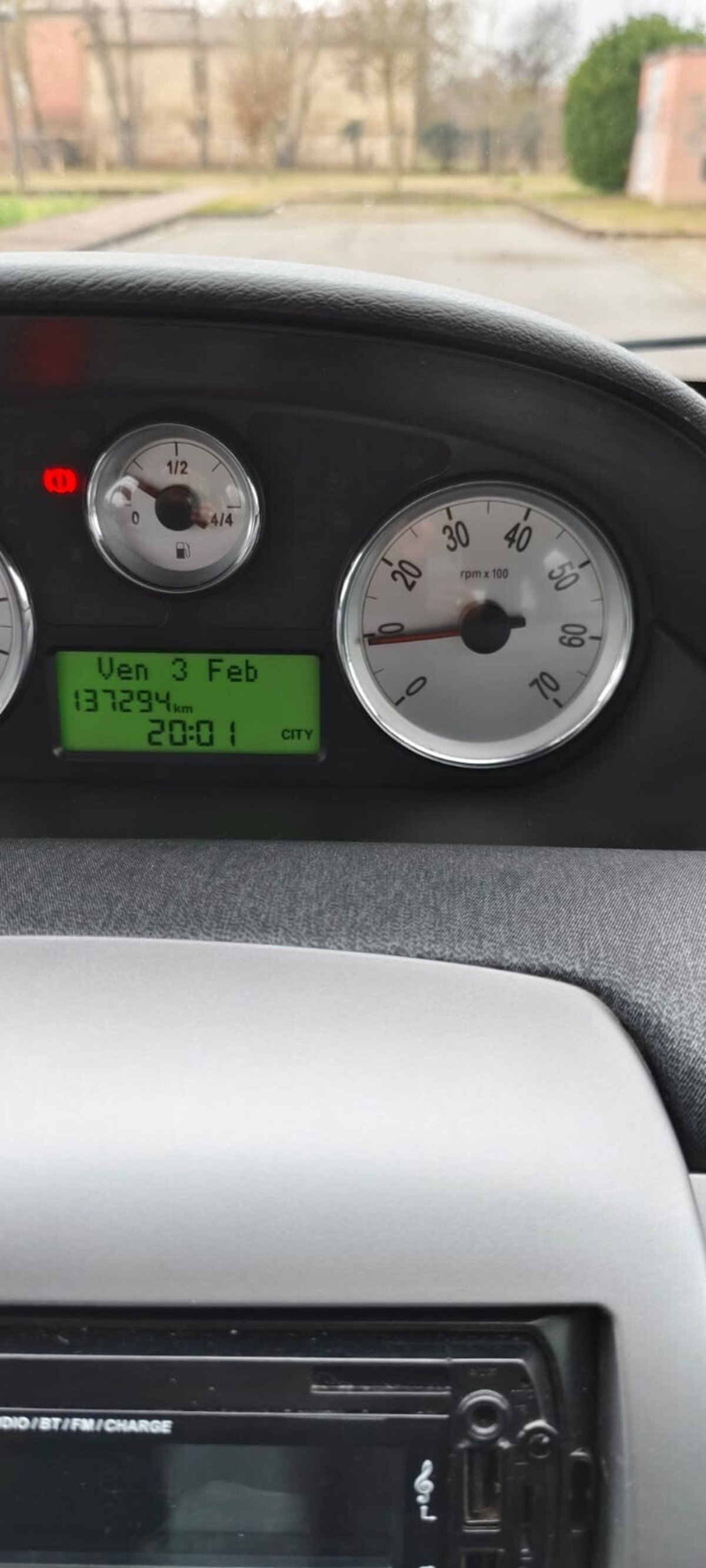 Lancia Ypsilon 1.4 Argento Ecochic GPL (8)