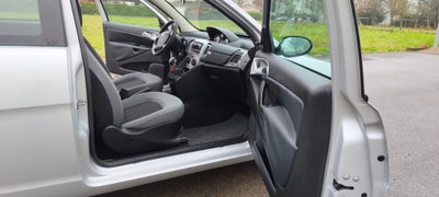 Lancia Ypsilon 1.4 Argento Ecochic GPL (9)