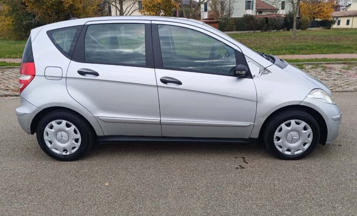 Mercedes-Benz Classe A 150 Avantgarde (16)
