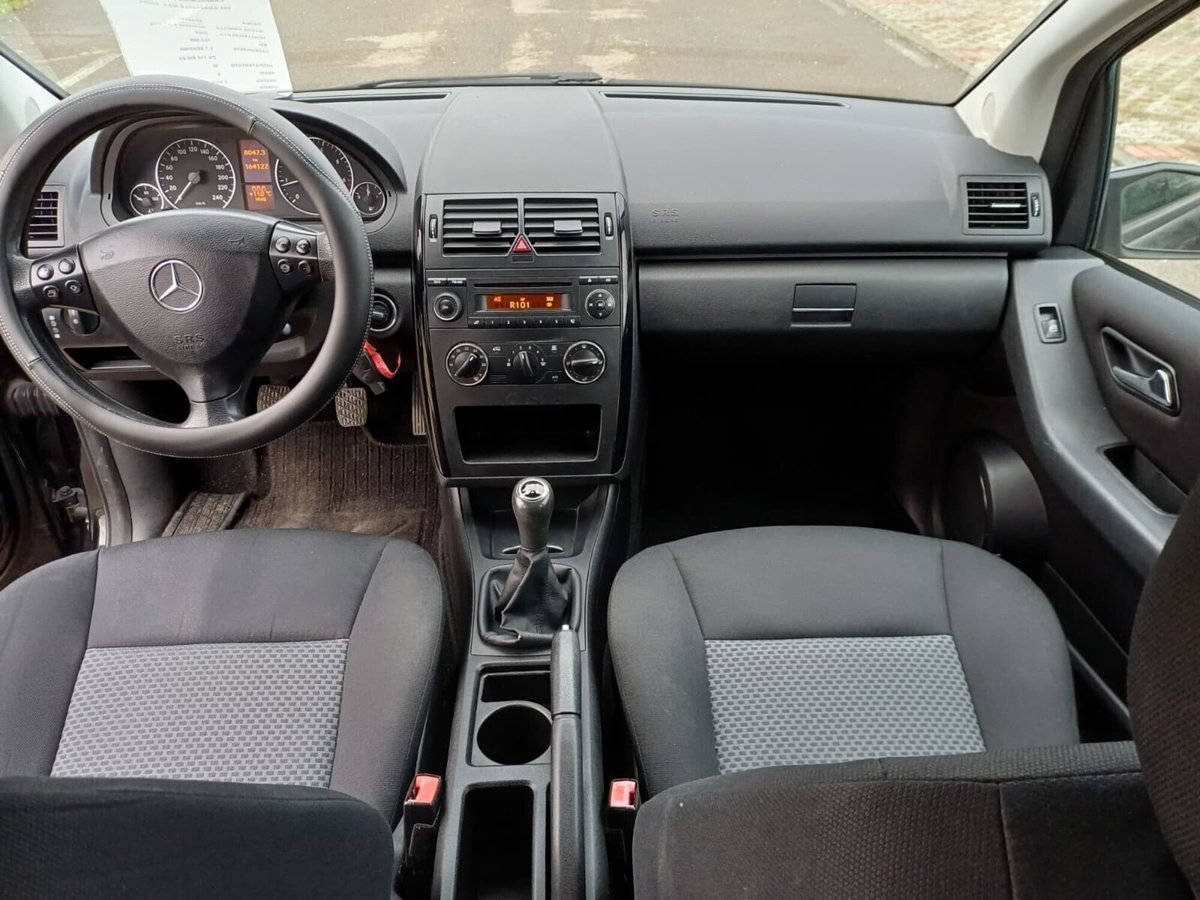 Mercedes-Benz Classe A 170 Avantgarde (10)