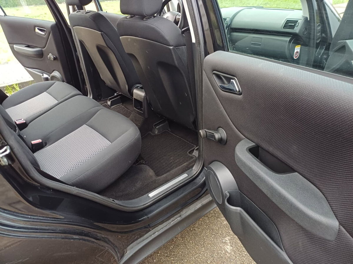 Mercedes-Benz Classe A 170 Avantgarde (8)