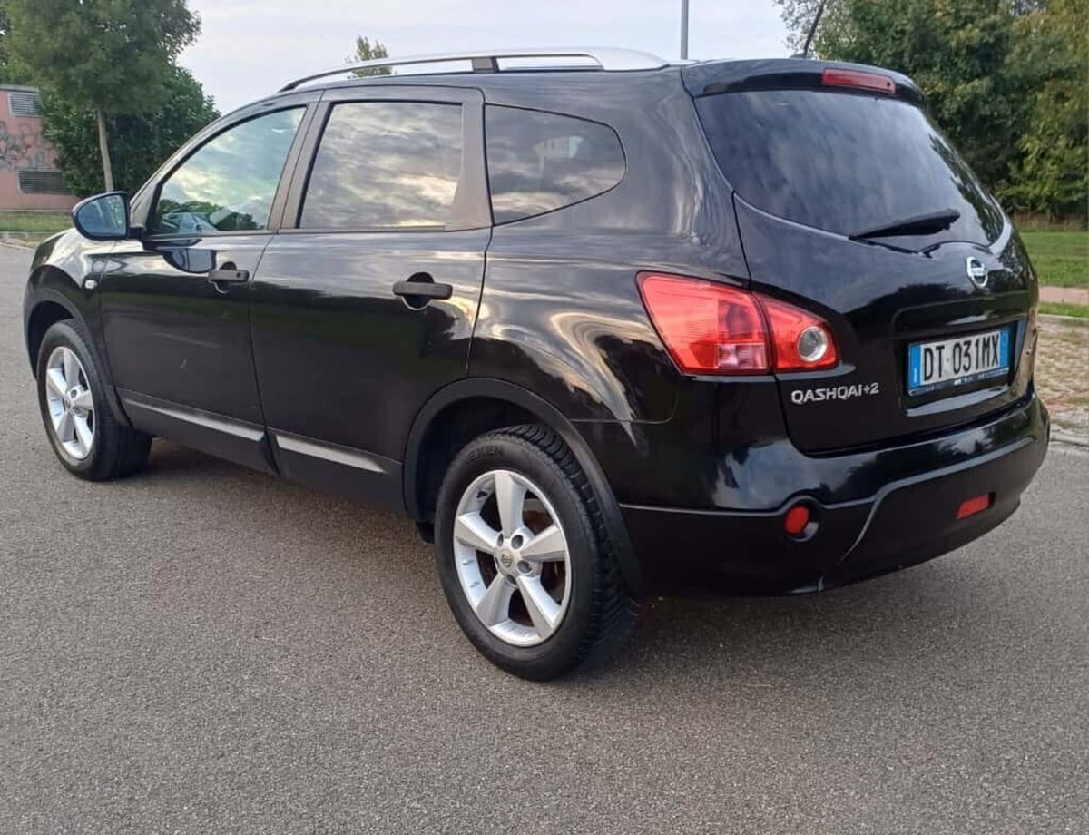 Nissan Qashqai 2.0 dCi DPF Tekna (17)
