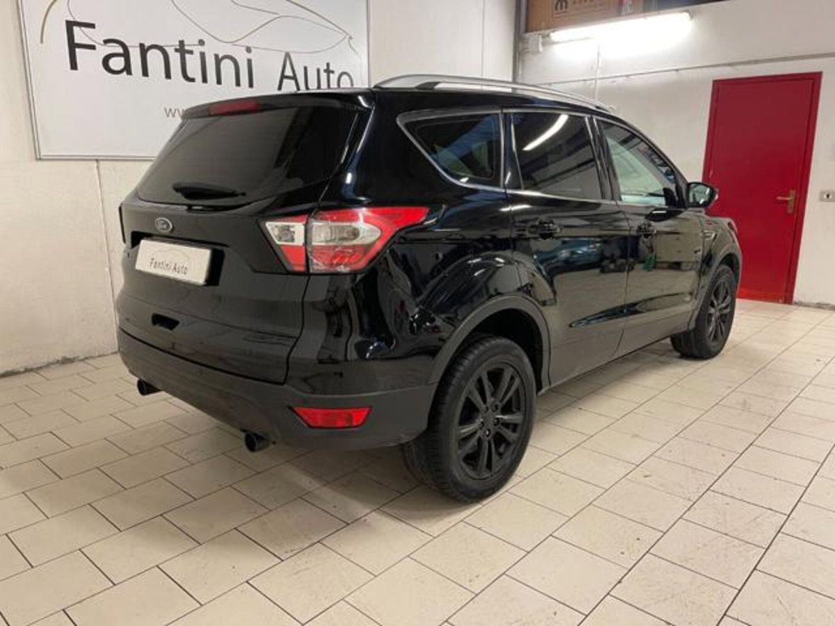 Ford Kuga 1.5 EcoBoost 120 CV 2WD (3)