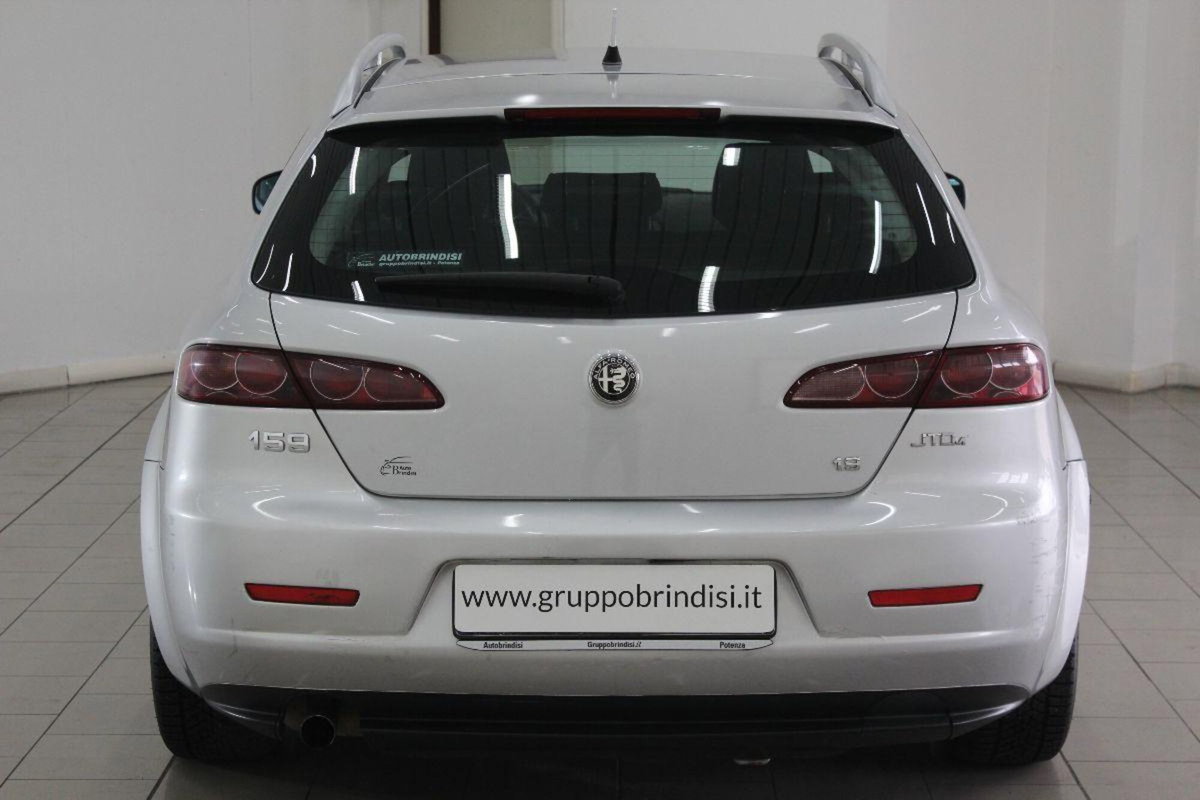 Alfa Romeo 159 SportWagon 1.9 JTDm 16V Sportwagon Progression (5)