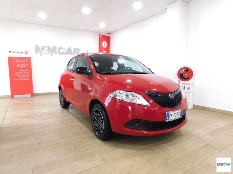 Lancia Ypsilon 1.0 FireFly 5 porte S&S Hybrid Ecochic A. Ferretti