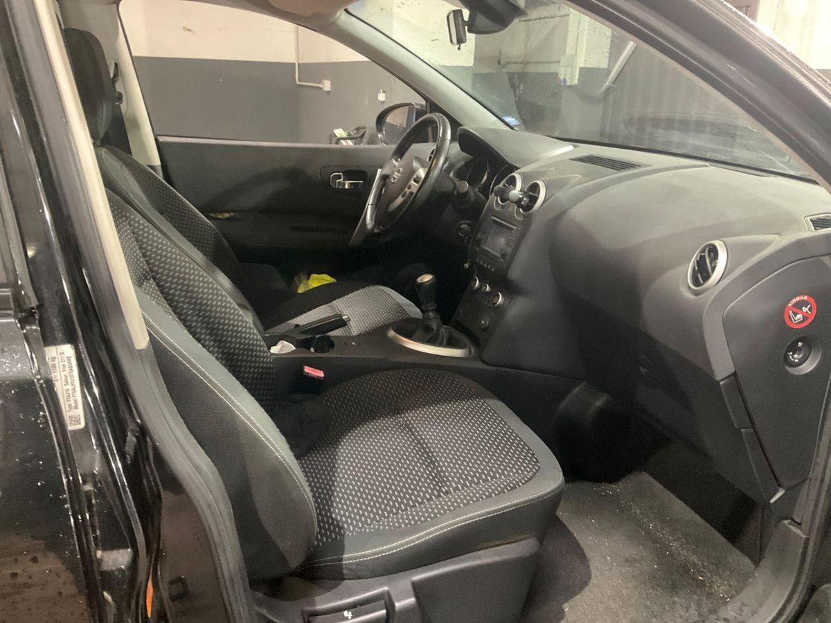 Nissan Qashqai 1.5 dCi N-Connecta (13)