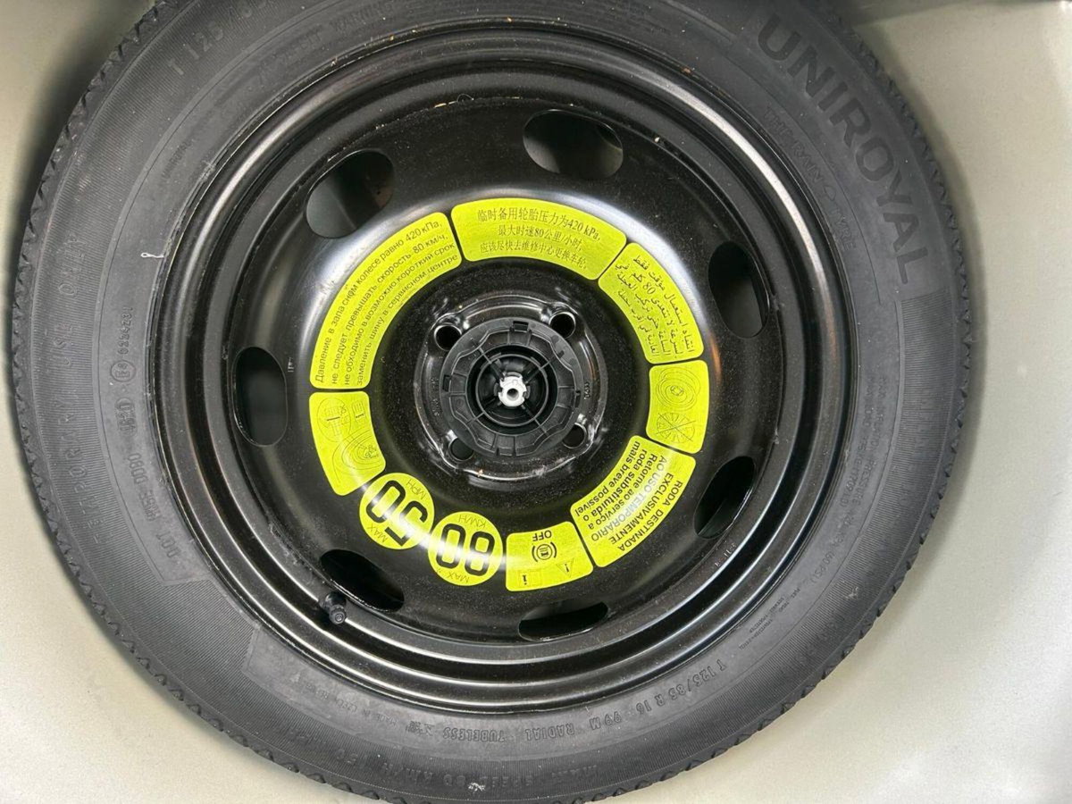 Citroen C3 PureTech 83 S&S Shine (17)