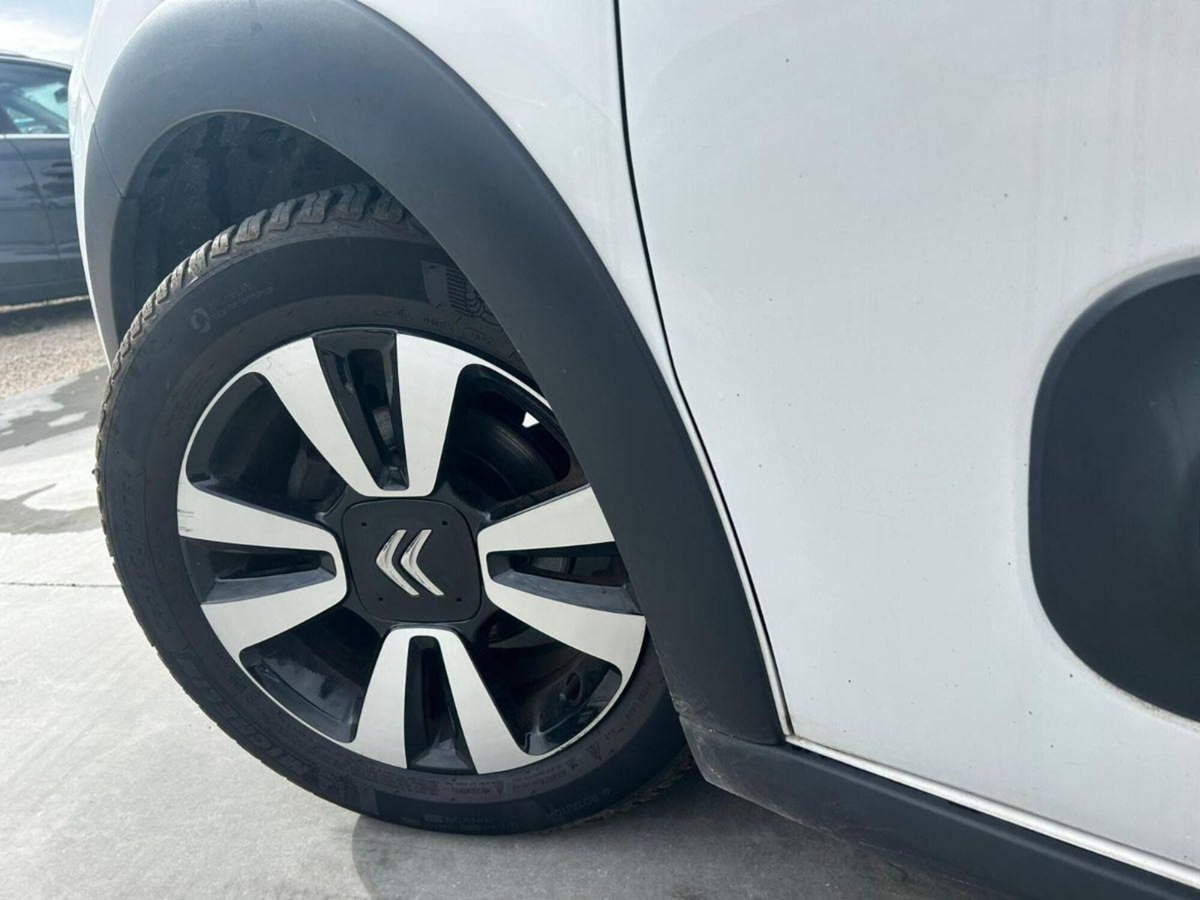 Citroen C3 PureTech 83 S&S Shine (18)