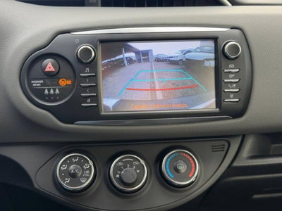 Toyota Yaris 1.0 5 porte Active (18)