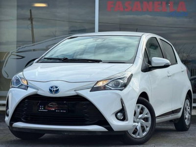 Toyota Yaris 1.0 5 porte Active (5)